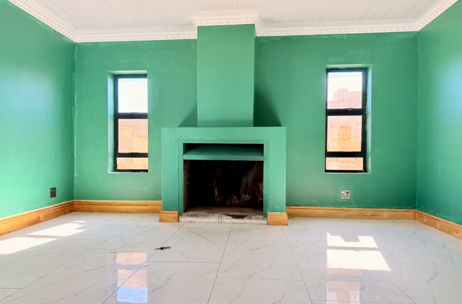 5 Bedroom Property for Sale in Hawston Western Cape